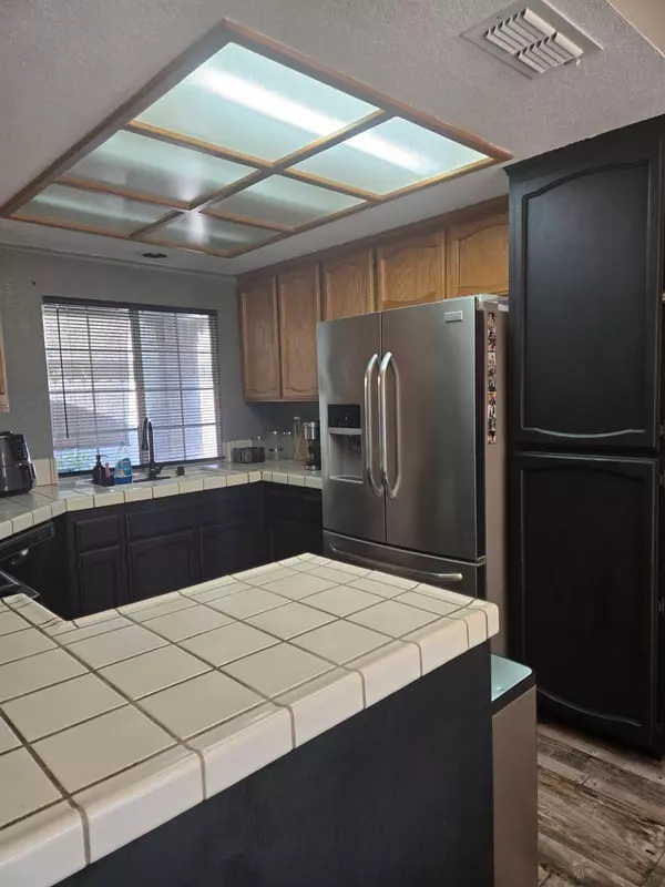 9388 Allendale WAY, Sacramento, CA 95829