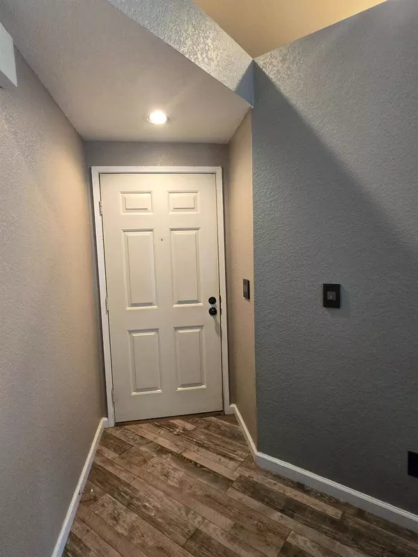 9388 Allendale WAY, Sacramento, CA 95829