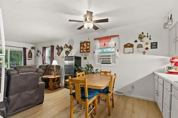 N3047 Lawson Dr, Waupaca, WI 54981-9003