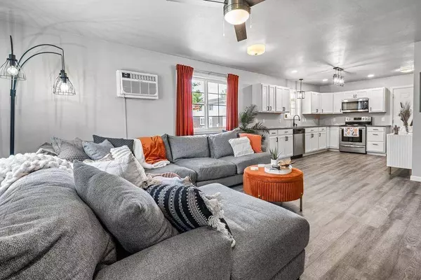 500 JOHNS DRIVE, Stevens Point, WI 54481