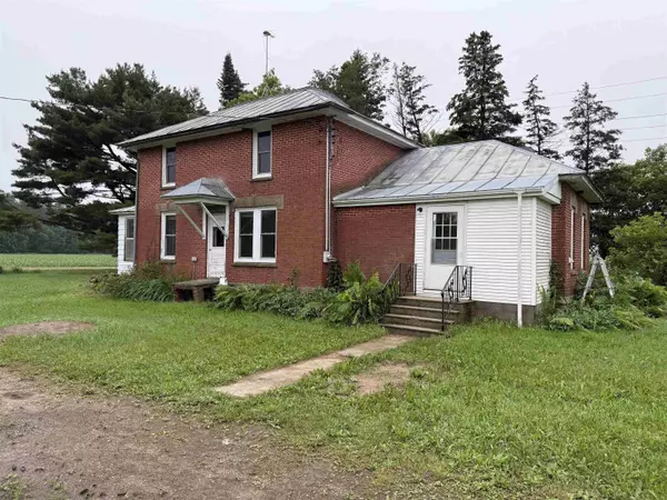 E1384 WOLF RIVER ROAD, Iola, WI 54945