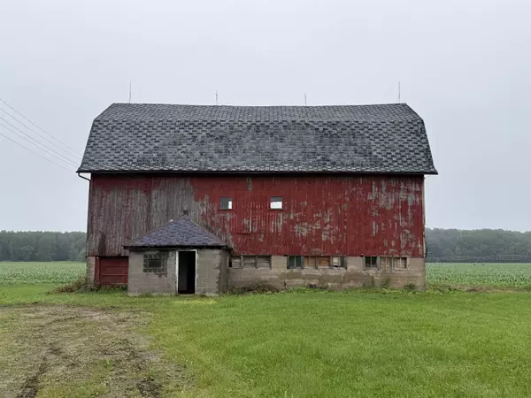 E1384 WOLF RIVER ROAD, Iola, WI 54945