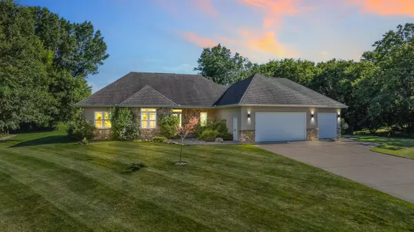 1806 WOODRIDGE CIRCLE, Custer, WI 54423