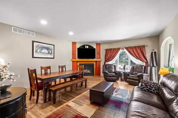 1806 WOODRIDGE CIRCLE, Custer, WI 54423