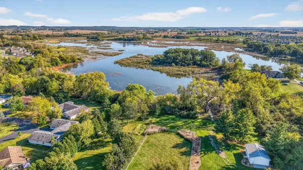 637 E CLAY STREET, Whitewater, WI 53190