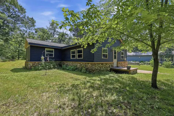 7195 BOELTER LAKE COURT, Almond, WI 54909