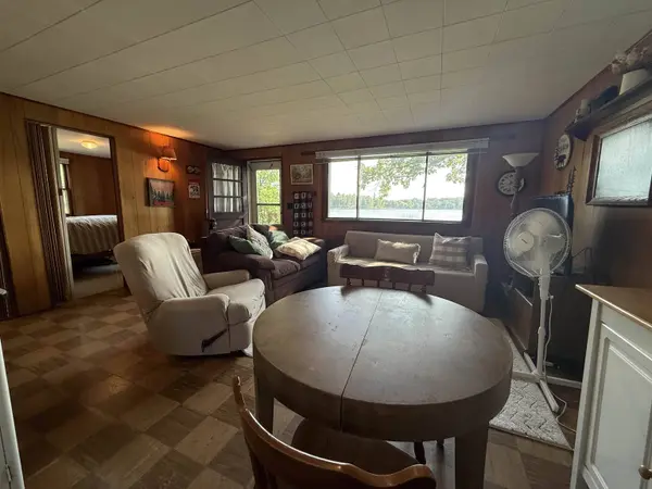 10379 NORTH LAKE ROAD, Amherst Junction, WI 54407