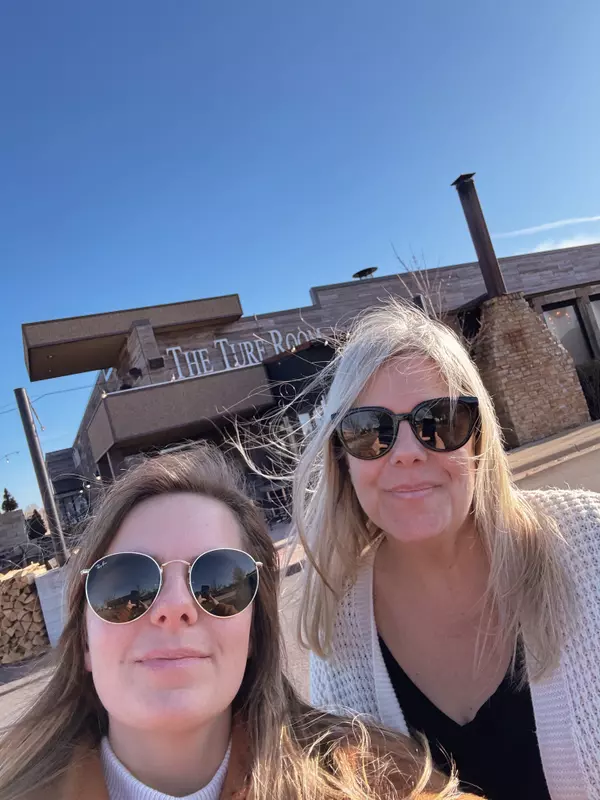 Young's Yums: The Turf Room,Sara Latta-Young