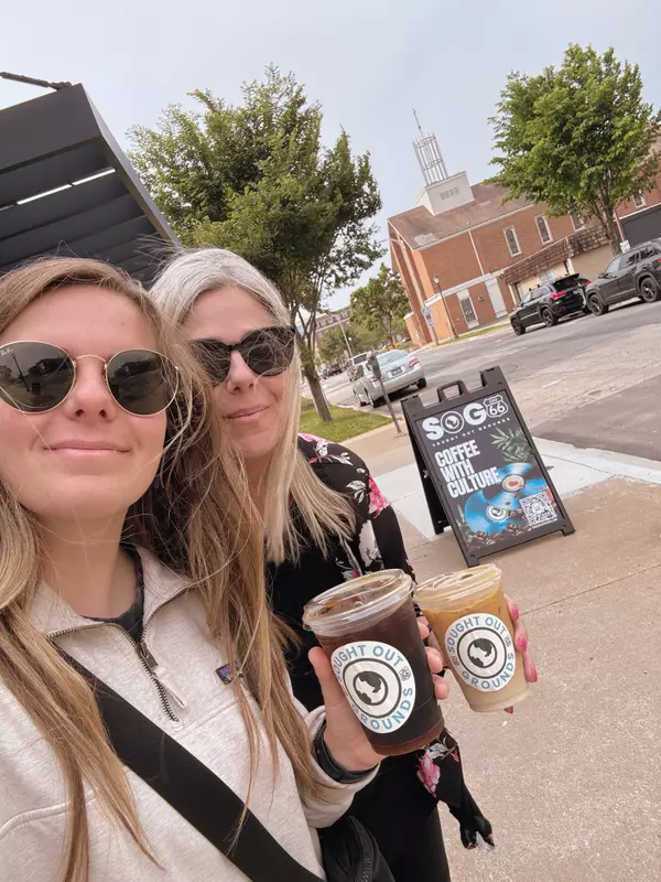 Young's Yums: Sought Out Grounds,Sara Latta-Young