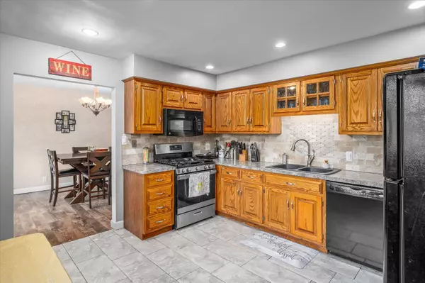 1620 Mayfield AVE, Joliet, IL 60435