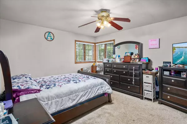 1620 Mayfield AVE, Joliet, IL 60435