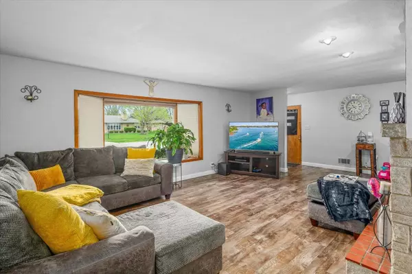 1620 Mayfield AVE, Joliet, IL 60435