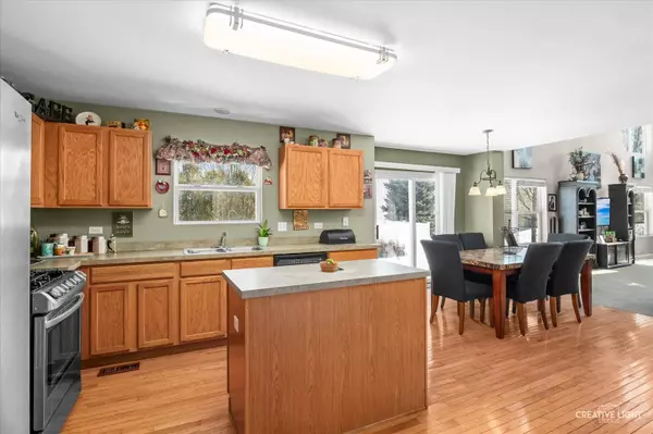 1624 Trails End LN, Bolingbrook, IL 60490