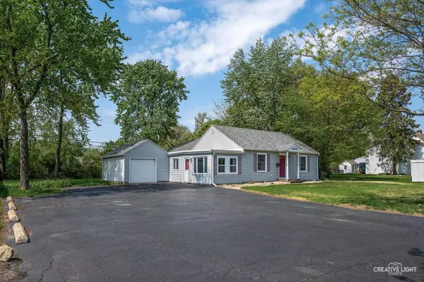 2305 Plainfield RD, Crest Hill, IL 60403