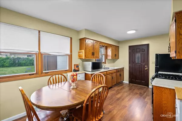 3831 Juniper AVE, Joliet, IL 60431