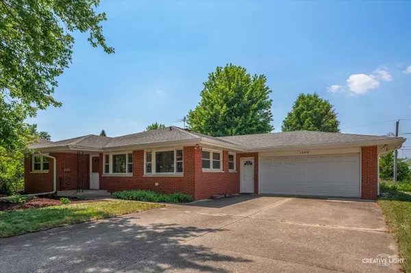 15418 S Pratt LN, Plainfield, IL 60544