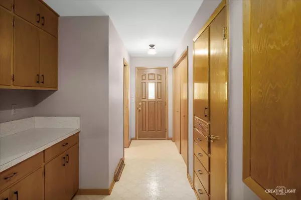 15418 S Pratt LN, Plainfield, IL 60544