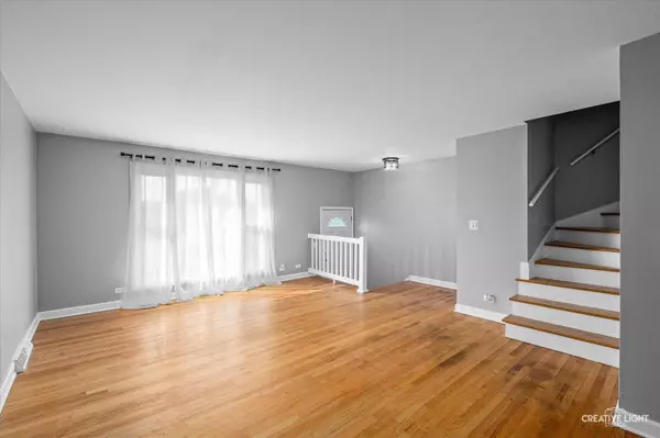 8802 N Prospect ST, Niles, IL 60714