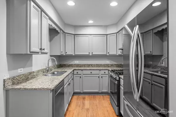 333 Inner Circle DR, Bolingbrook, IL 60490