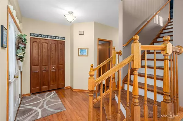 7651 Pin Oak CT, Plainfield, IL 60586