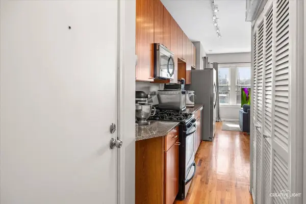 1740 W Foster AVE #2F, Chicago, IL 60640