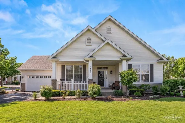 1609 Devonshire LN, Shorewood, IL 60404