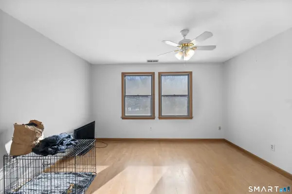 55 Elm Meadows #55, Enfield, CT 06082