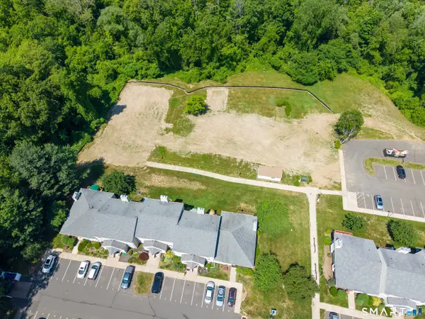 9 The Hamlet Unit C #C, Enfield, CT 06082