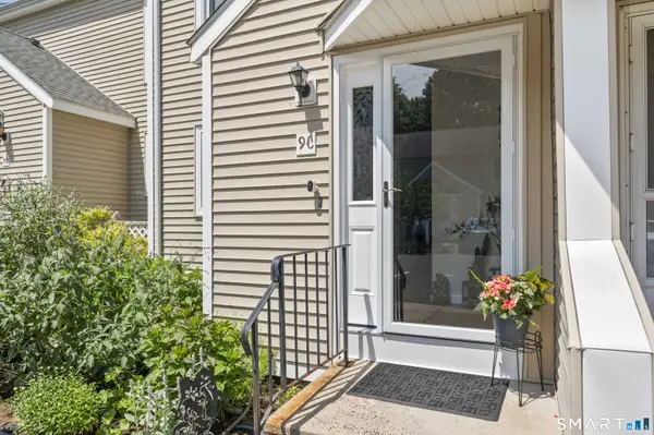 9 The Hamlet Unit C #C, Enfield, CT 06082