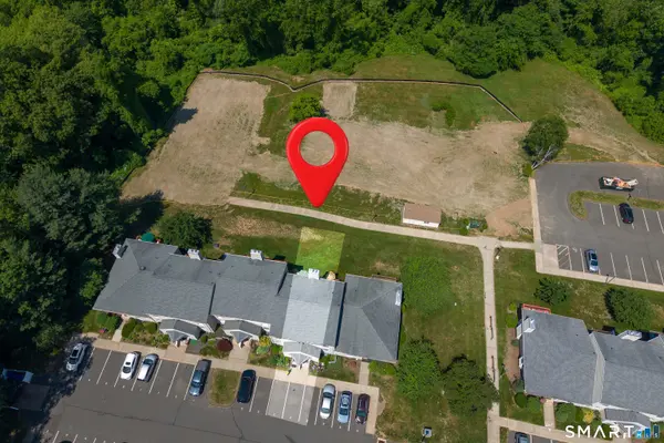9 The Hamlet Unit C #C, Enfield, CT 06082