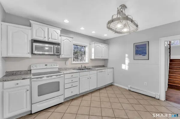 40 Grant Avenue, Stafford, CT 06076