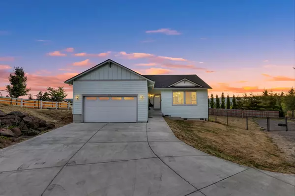  Kalama Twilight Open House | Saturday, August 2 | 7–9PM 