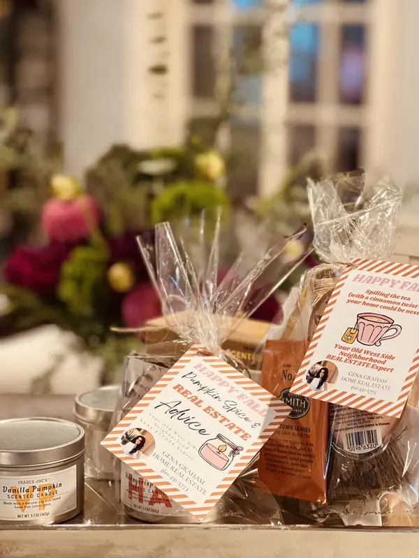 Pumpkin Spice, Real Estate Advice & a Little Old West Side Love Celebrating beautiful homes, golden leaves, neighA Season to Celebrate: Fall on Longview’s Old West Side | A Letter from Gena Graham