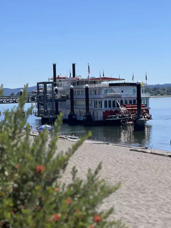 Living in Kalama, WA: Outdoor Lifestyle, Riverfront Living & Homes for Sale,HOME REAL ESTATE Gena Graham