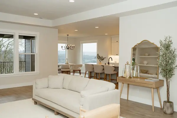 A Smarter Way to Sell Your HOME: How Preparation and Positioning Drive Results in Today’s Market, what we do different. 