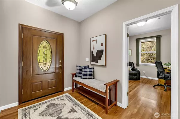 9721 NE Livingston Mtn CT, Camas, WA 98607