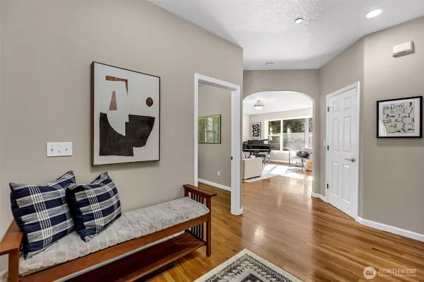 9721 NE Livingston Mtn CT, Camas, WA 98607