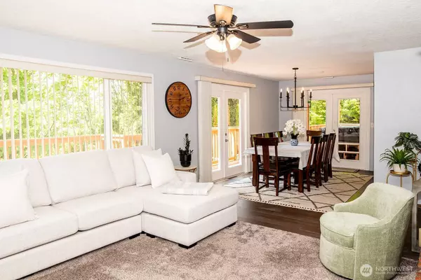 194 Cole RD, Kelso, WA 98626