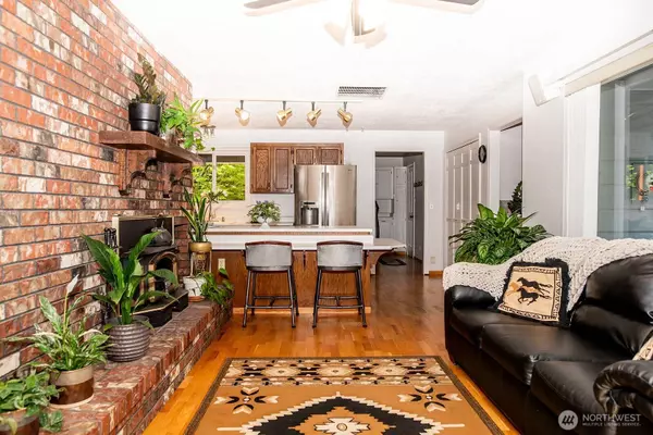 194 Cole RD, Kelso, WA 98626