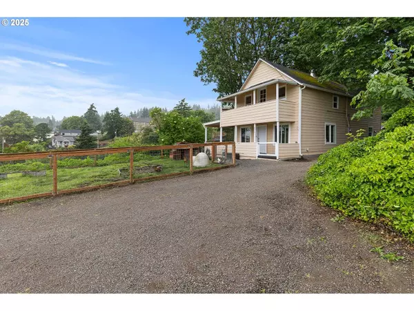 272 MILITARY RD, Kalama, WA 98625