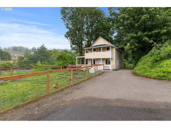 272 MILITARY RD, Kalama, WA 98625