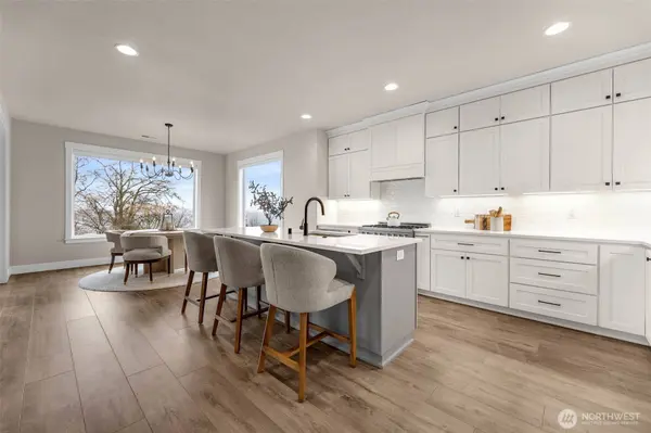 105 Eli Avery AVE, Kalama, WA 98625