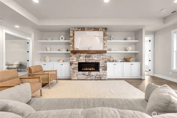 105 Eli Avery AVE, Kalama, WA 98625