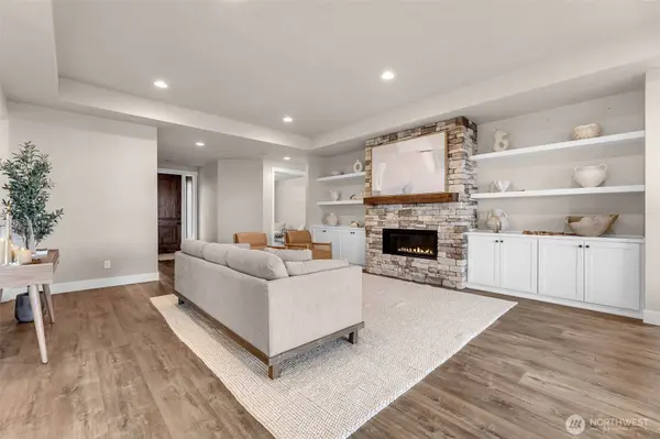 105 Eli Avery AVE, Kalama, WA 98625