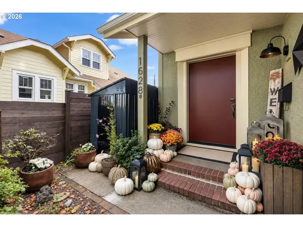 1628 22ND AVE, Longview, WA 98632