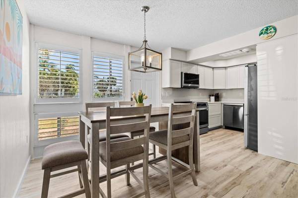 800 S BLVD OF THE PRESIDENTS #3, Sarasota, FL 34236