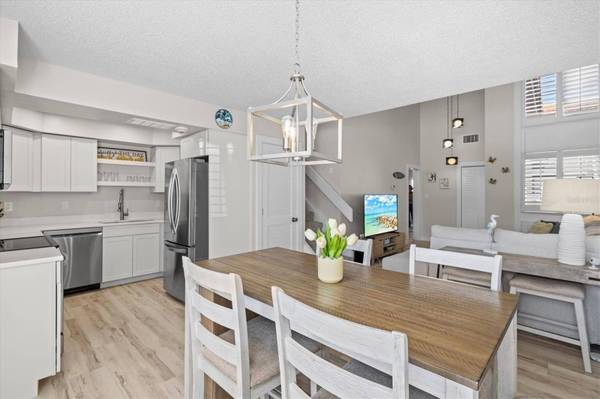 800 S BLVD OF THE PRESIDENTS #3, Sarasota, FL 34236