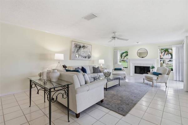 7427 CARNOUSTIE DR #7A, Sarasota, FL 34238