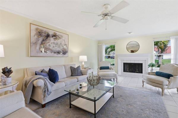 7427 CARNOUSTIE DR #7A, Sarasota, FL 34238