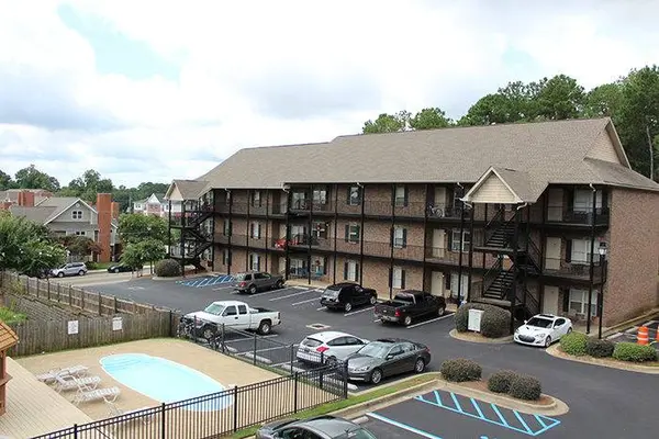 836 W GLENN AVE, Auburn, AL 36830